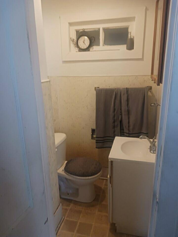 Muskegon, MI 49444,2144 Baker ST