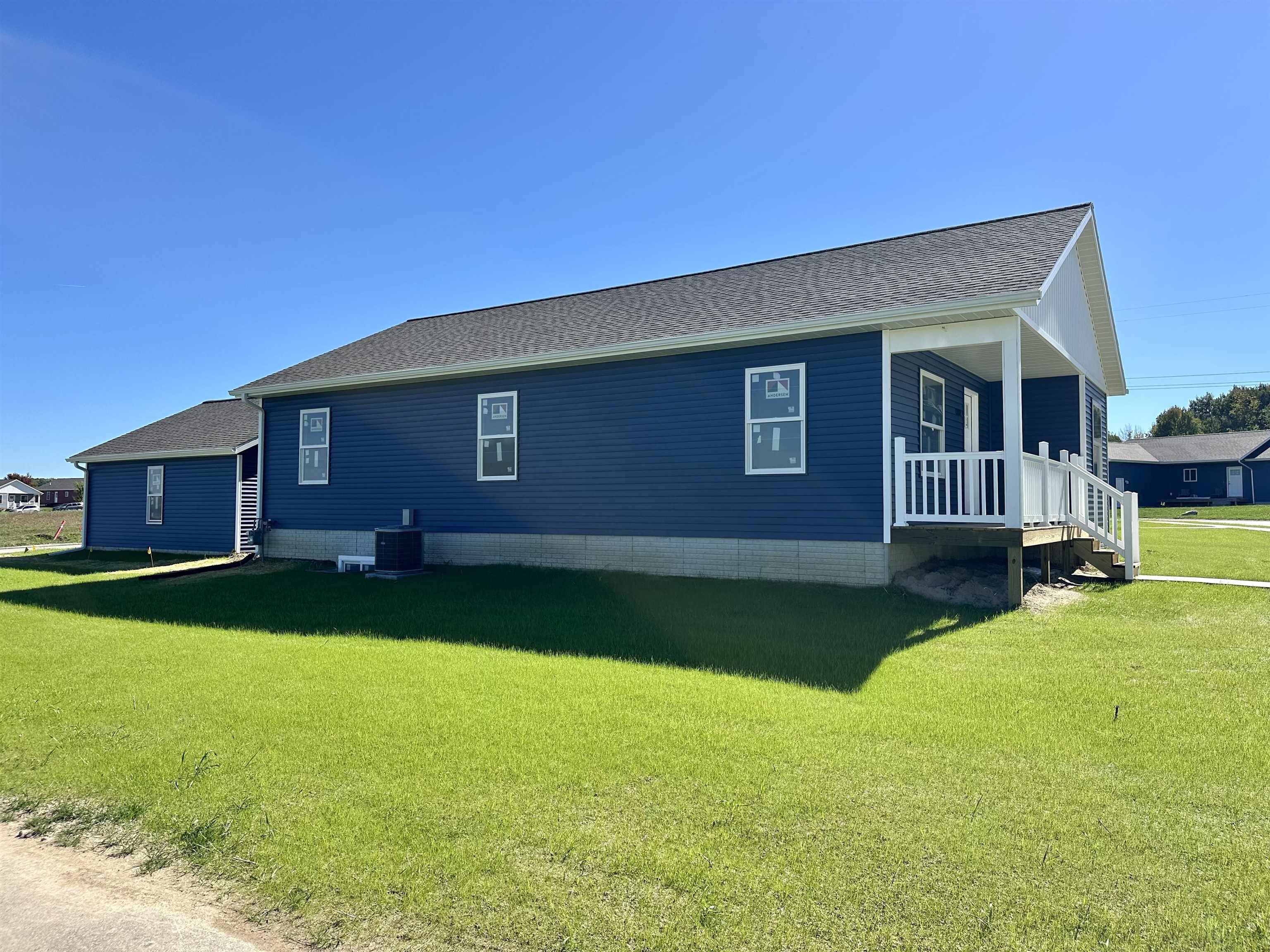 Traverse City, MI 49696,1302 Umber DR