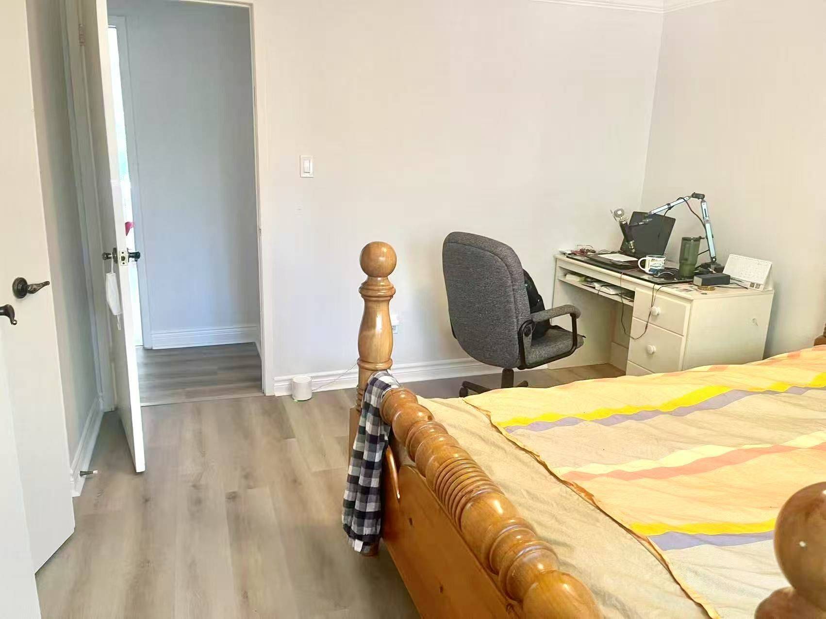 Toronto E05, ON M1W 1T9,132 Heatherside DR #Room 2