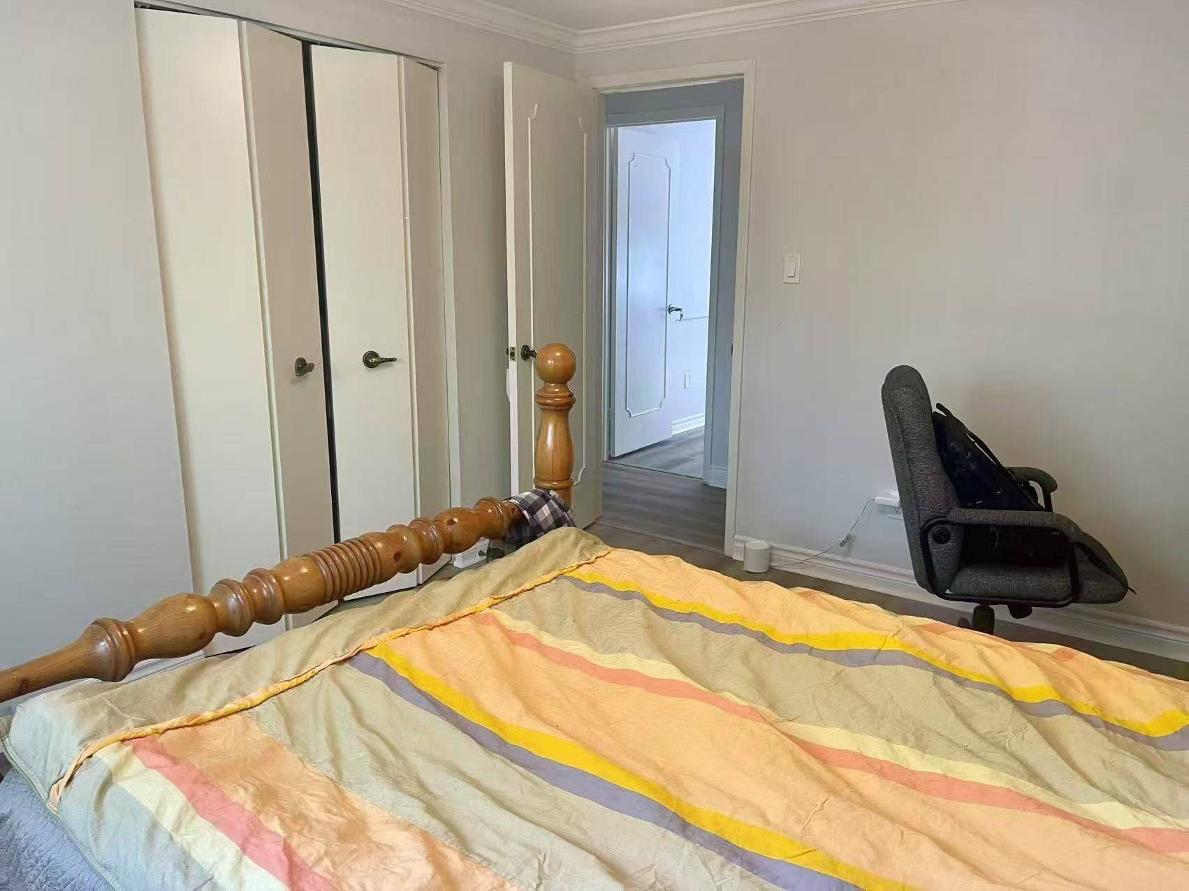 Toronto E05, ON M1W 1T9,132 Heatherside DR #Room 2