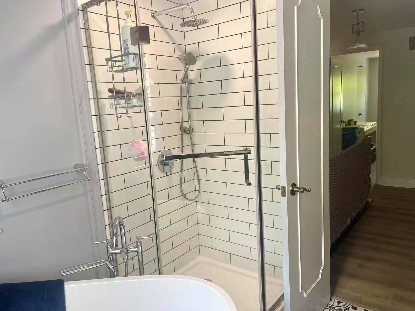 Toronto E05, ON M1W 1T9,132 Heatherside DR #Room 2