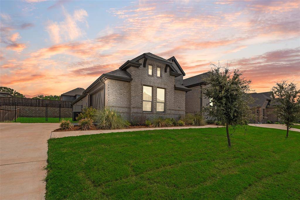 Mansfield, TX 76063,704 Toby Trail