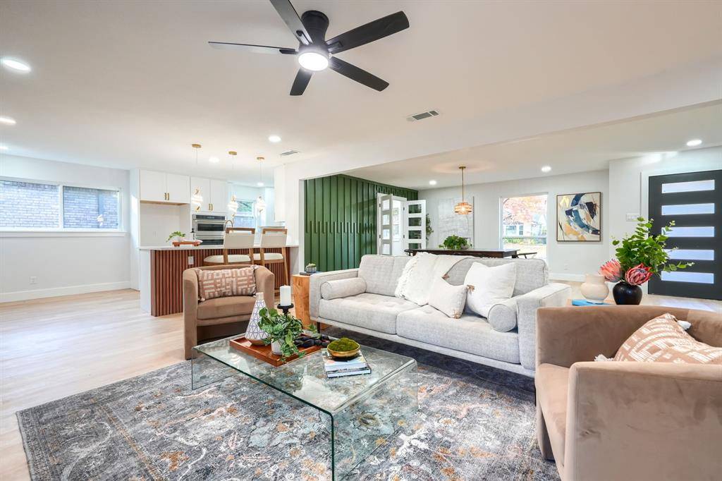 Dallas, TX 75248,7730 La Sobrina Drive