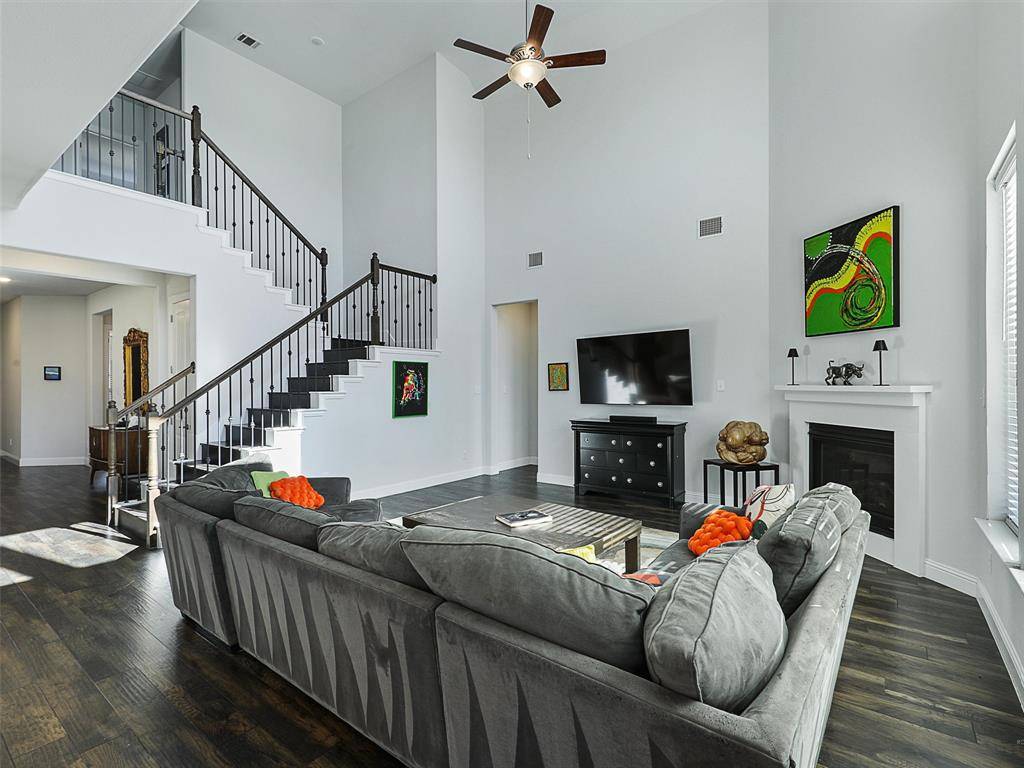 Plano, TX 75075,1820 Amazon Drive