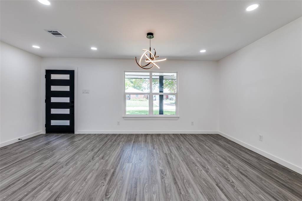 Dallas, TX 75218,11341 Gatewood Place