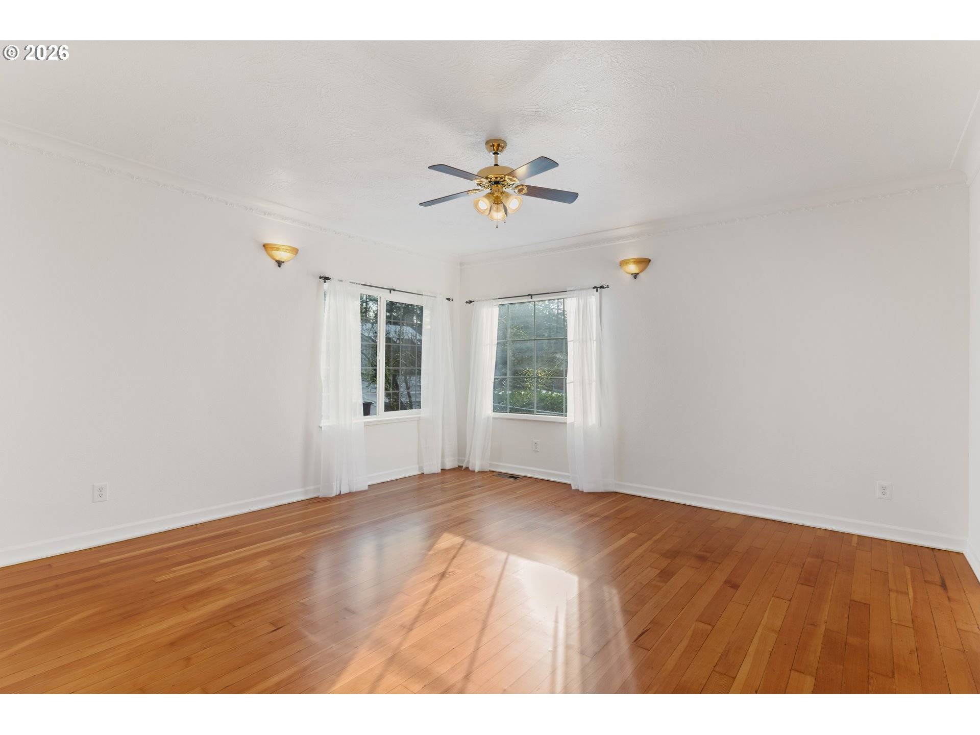 Longview, WA 98632,2341 W CASTLEMAN ST