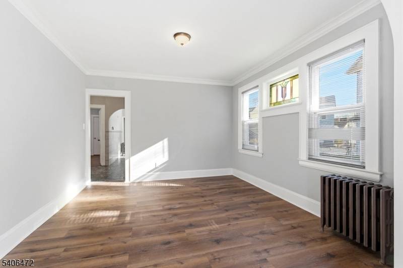 Newark City, NJ 07106,15 Valley St