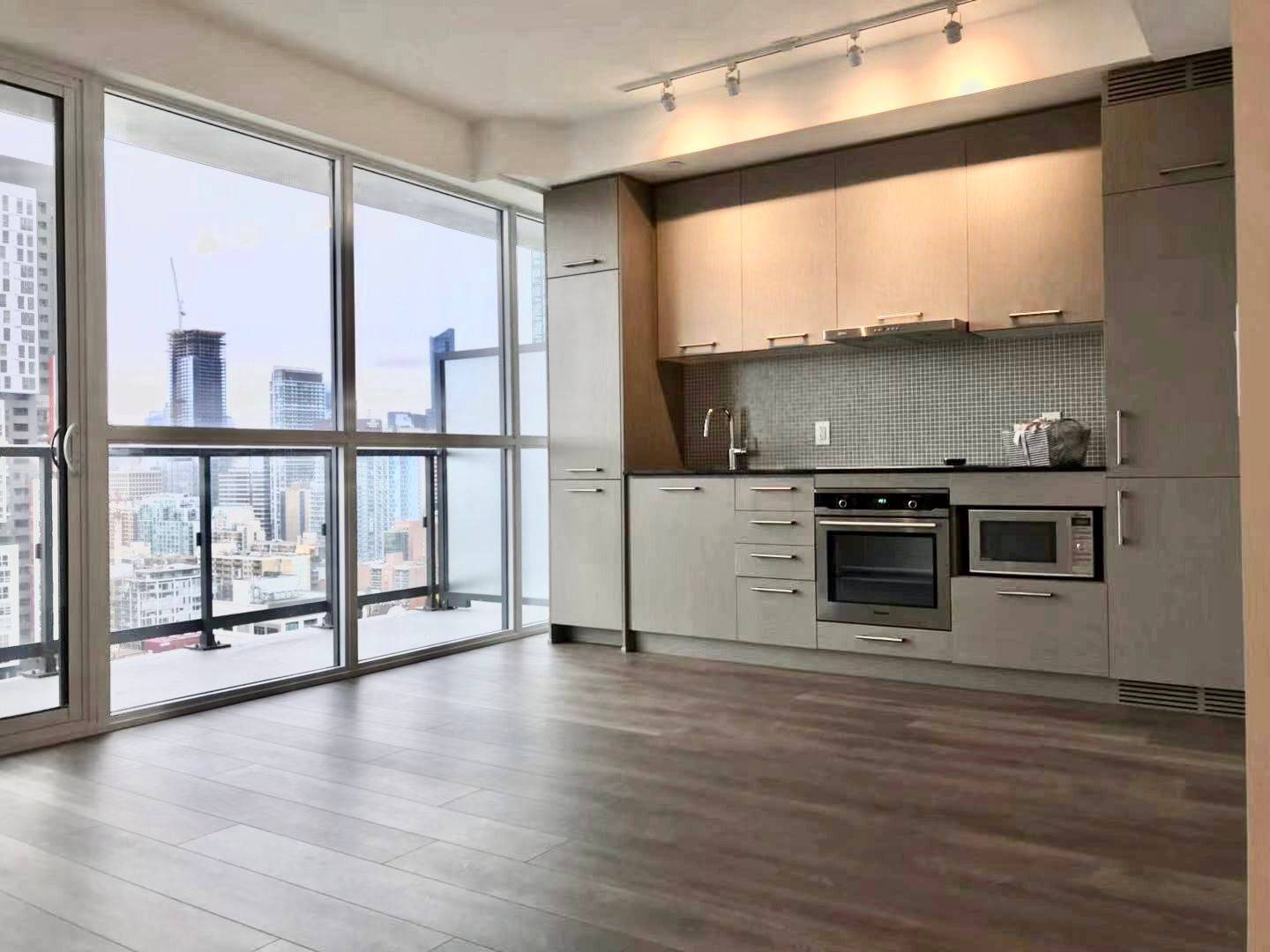 Toronto C01, ON M5V 0P1,87 Peter ST #2407