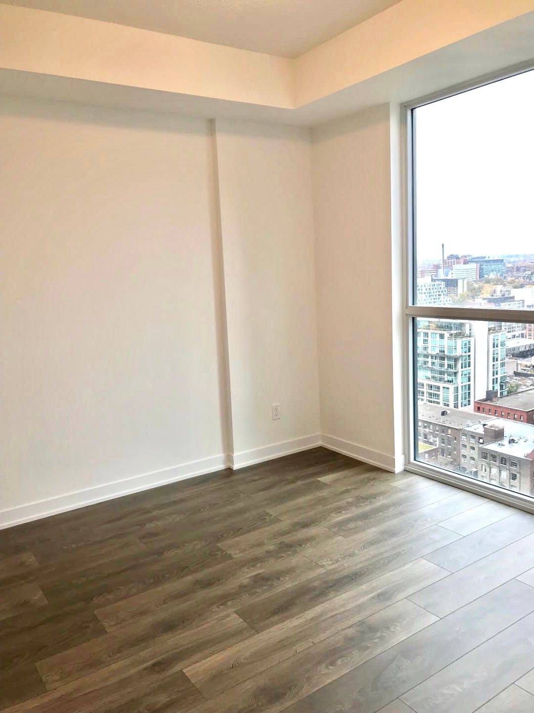 Toronto C01, ON M5V 0P1,87 Peter ST #2407