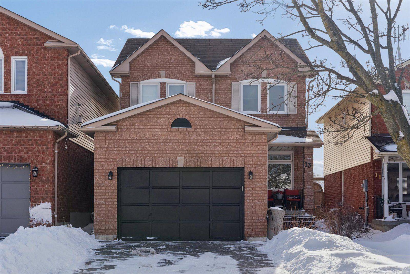 Clarington, ON L1C 4S8,13 Prestonway DR