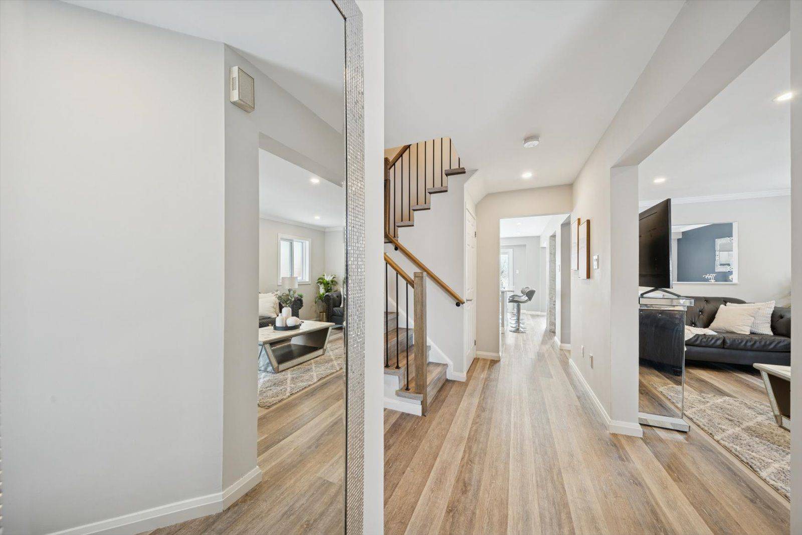 Clarington, ON L1C 4S8,13 Prestonway DR