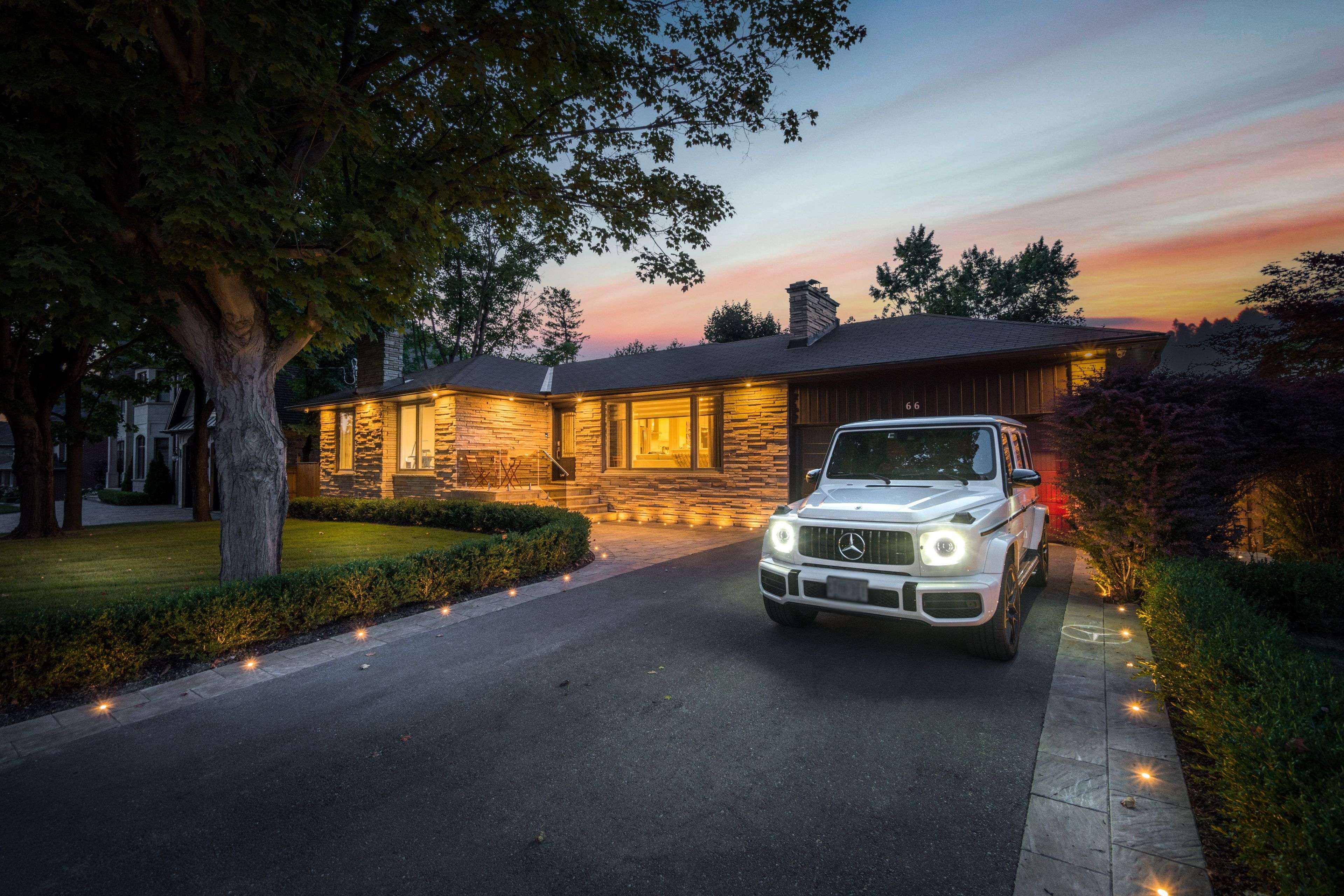 Richmond Hill, ON L4C 6Y1,66 Westwood LN