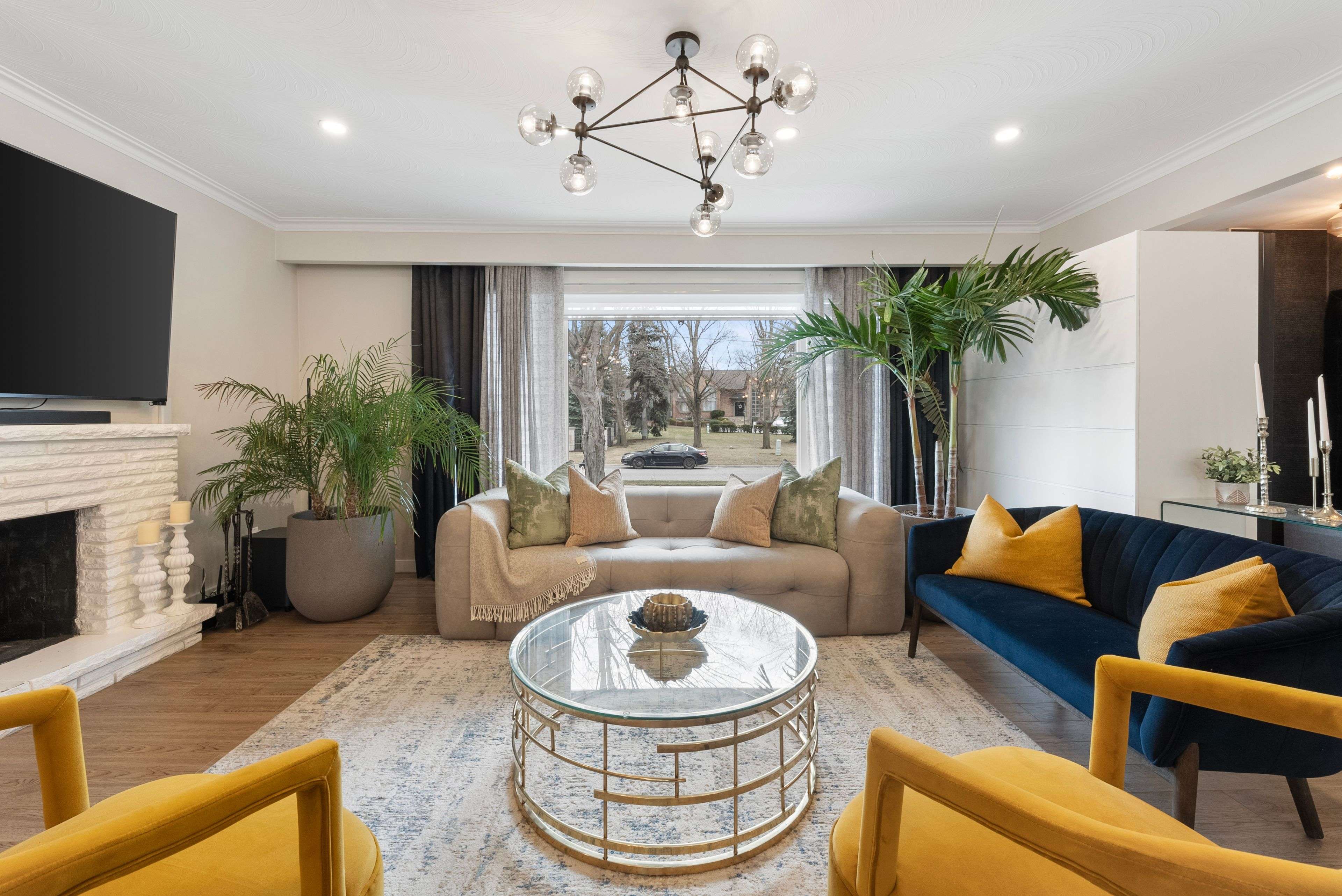 Richmond Hill, ON L4C 6Y1,66 Westwood LN