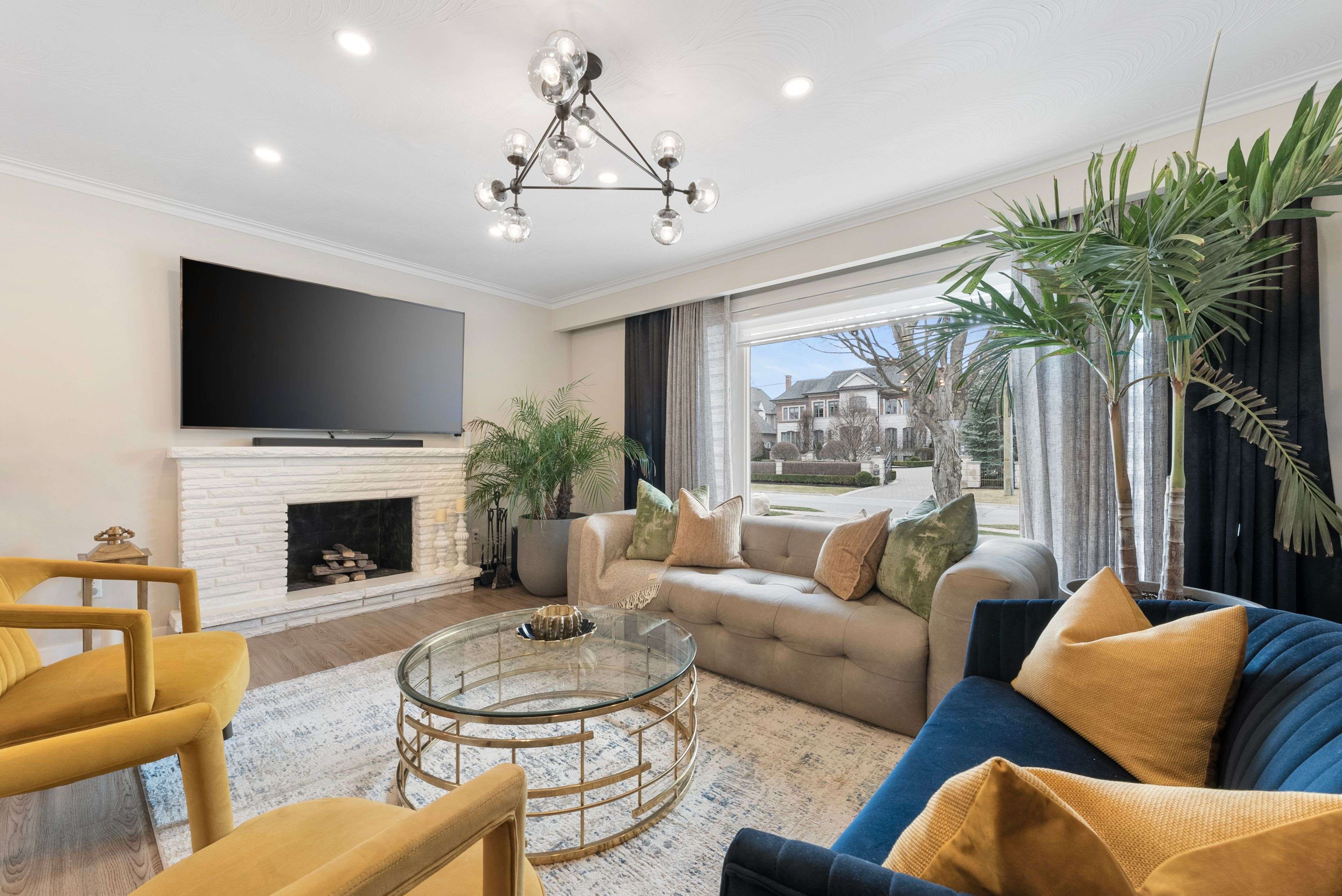 Richmond Hill, ON L4C 6Y1,66 Westwood LN