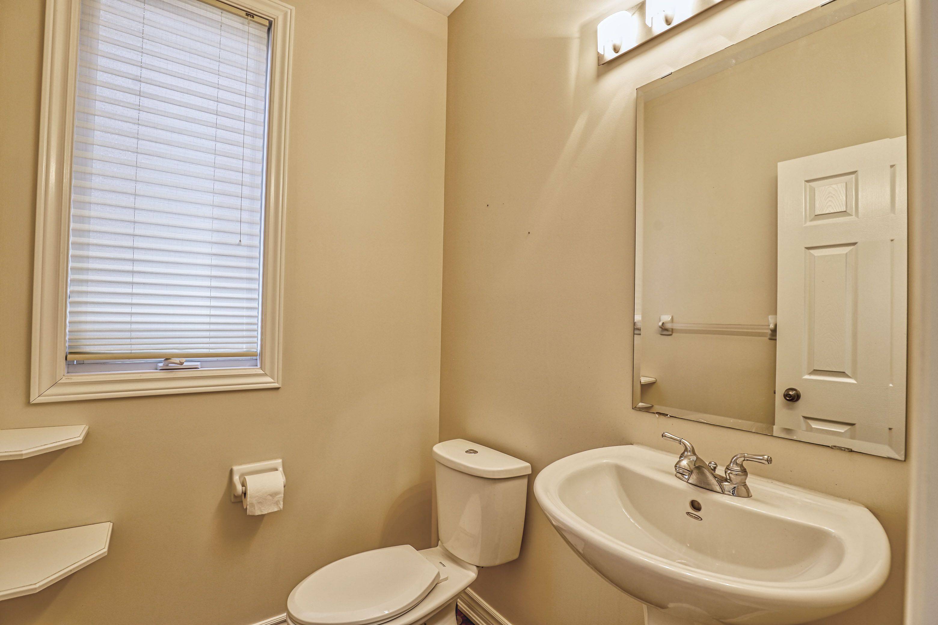 Kanata, ON K2W 0C3,226 CELTIC RIDGE CRES