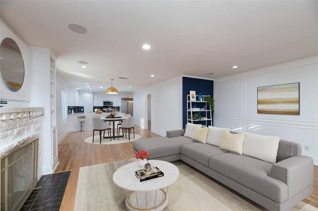 Dallas, TX 75216,1223 E Waco Avenue