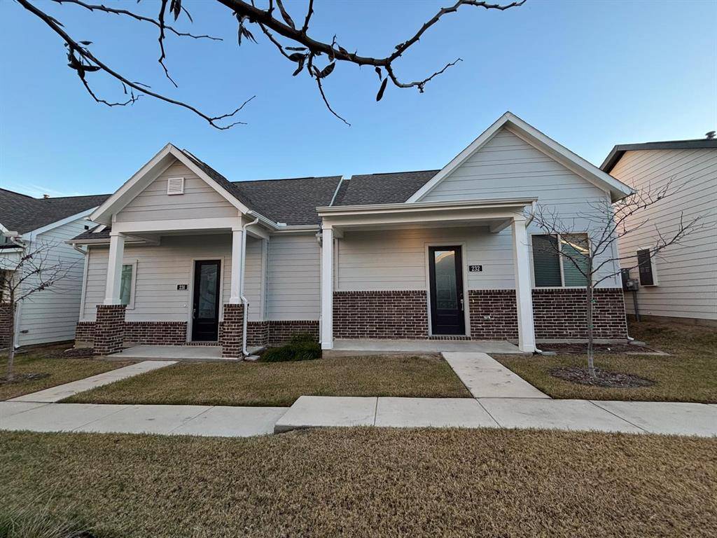 Arlington, TX 76015,825 W Mayfield Road #232