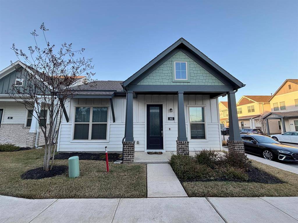 Arlington, TX 76015,825 W Mayfield Road #102