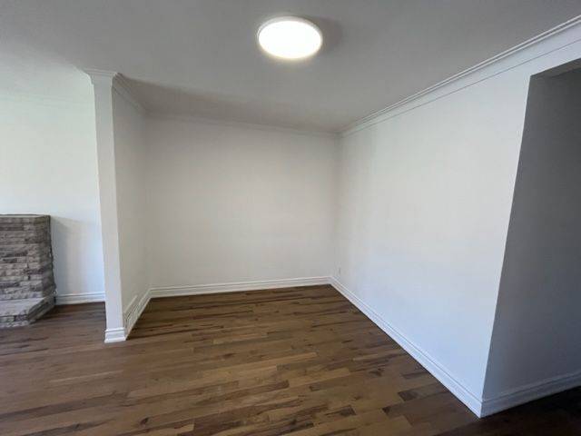 Toronto C07, ON M2R 1B6,293 Ellerslie AVE