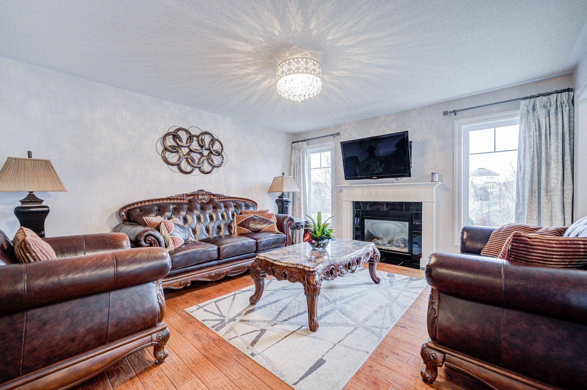 Hamilton, ON L9K 0E3,27 Cranston ST