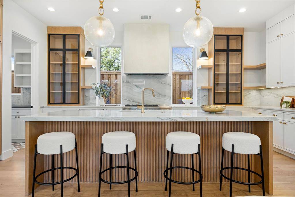 Dallas, TX 75209,8730 Rexford Drive