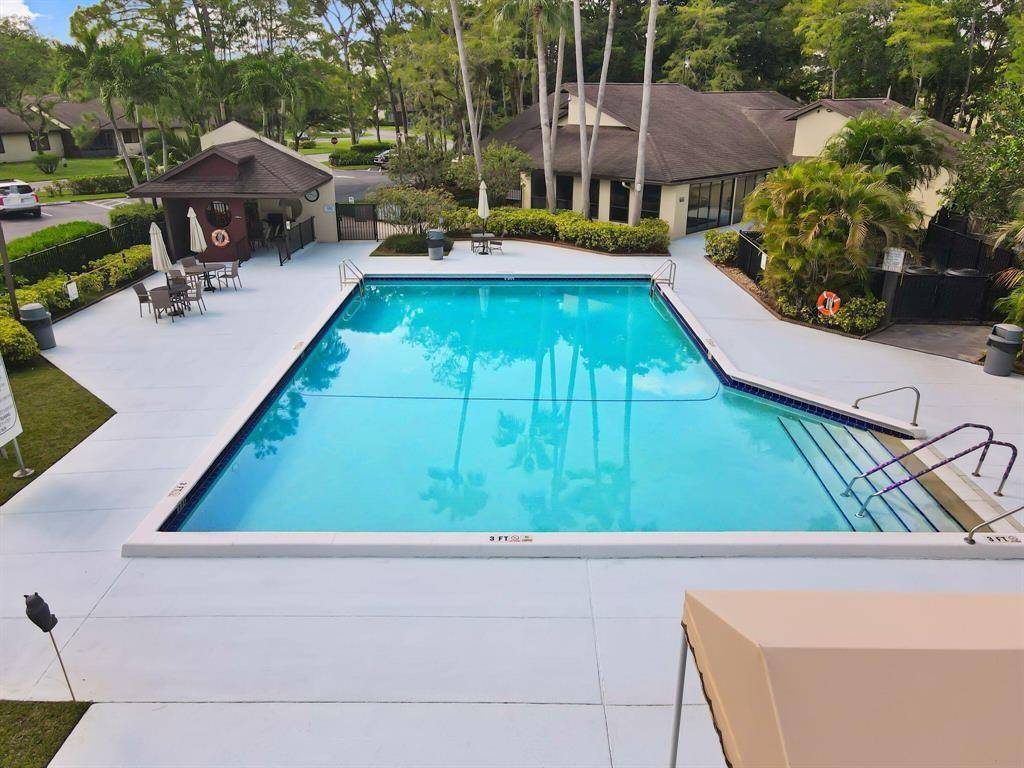 Royal Palm Beach, FL 33411,64 Macadamia Ct