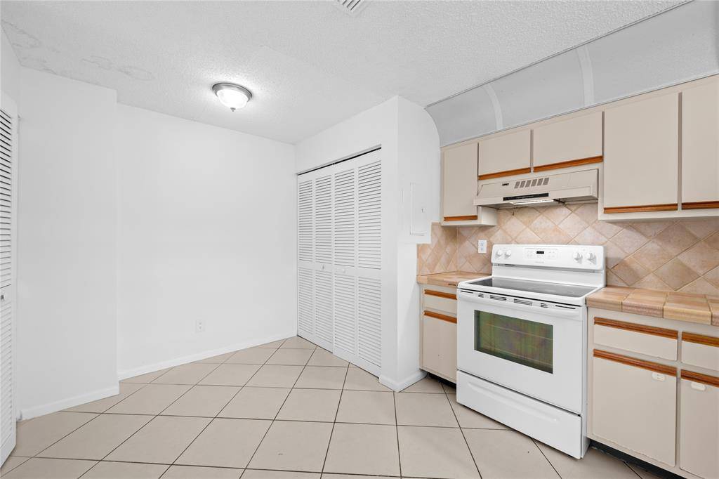 Fort Lauderdale, FL 33351,3574 NW 95th Ter #8Q