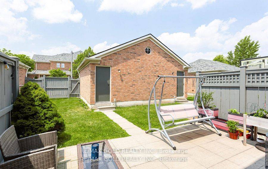 Mississauga, ON L5M 6G7,2665 Thomas ST #94