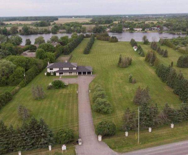 Manotick - Kars - Rideau Twp And Area, ON K4M 1B4,1570 River RD