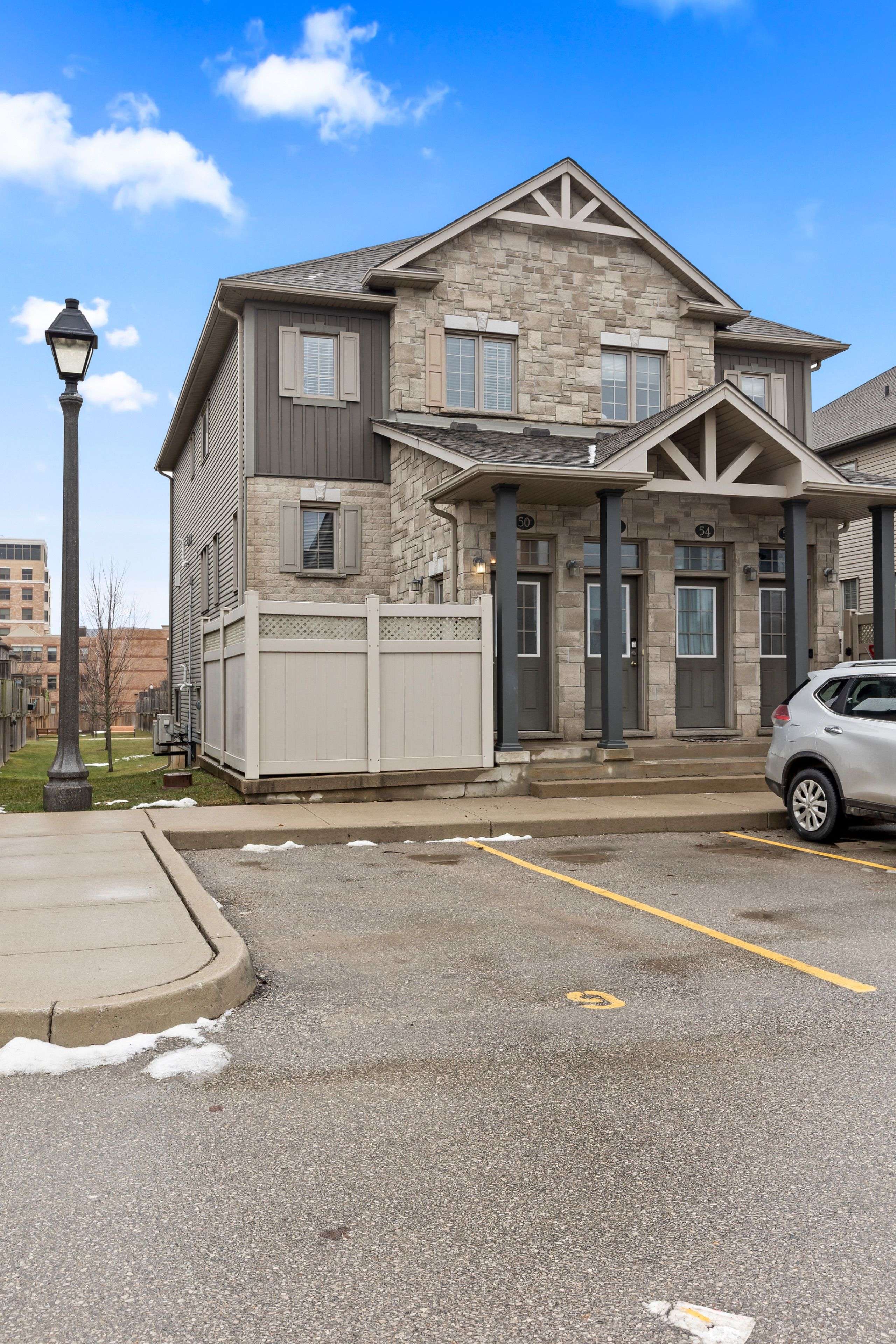 London South, ON N6L 0C7,3200 Singleton AVE #50