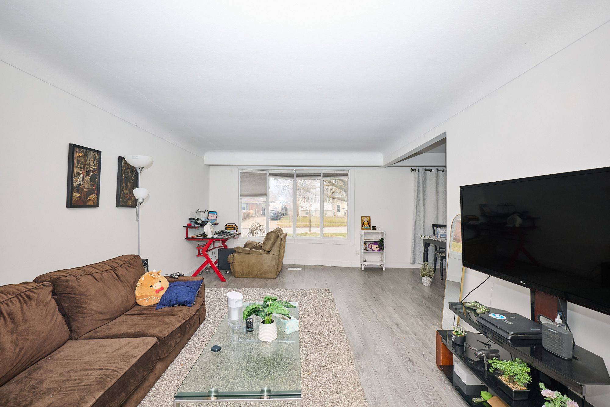 Welland, ON L3C 2L7,62 CHAMPLAIN AVE