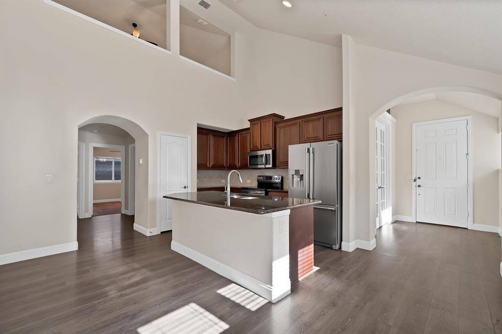 Waxahachie, TX 75165,207 Arborside Drive