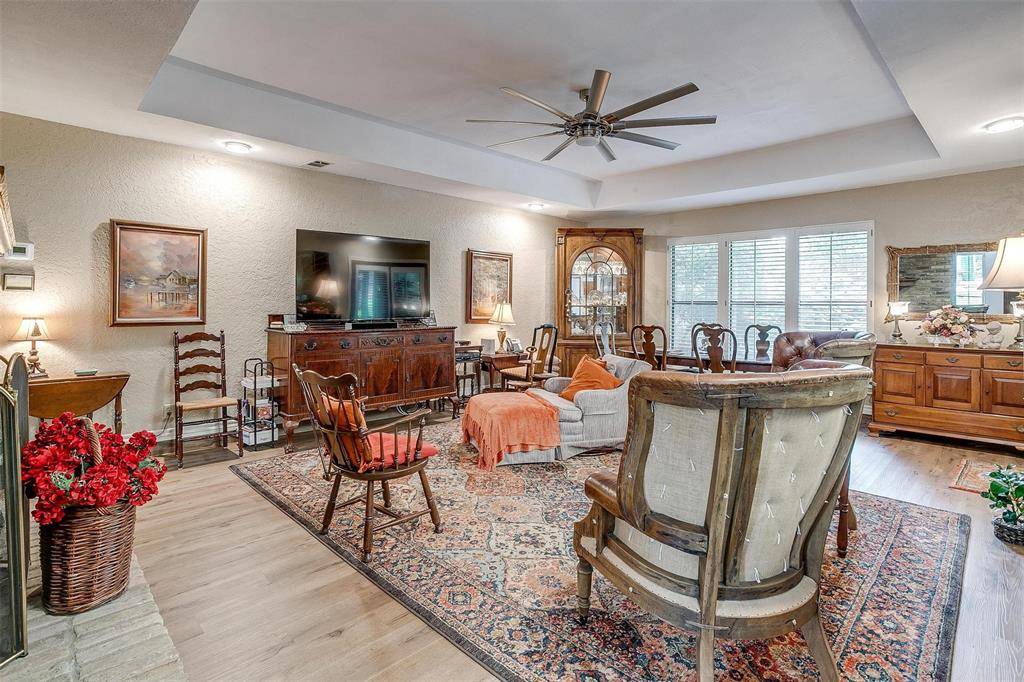 Burleson, TX 76028,117 Cliffside Drive N