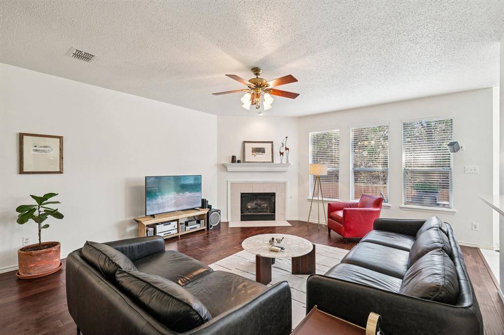 Rowlett, TX 75089,5118 Royal Bay Drive