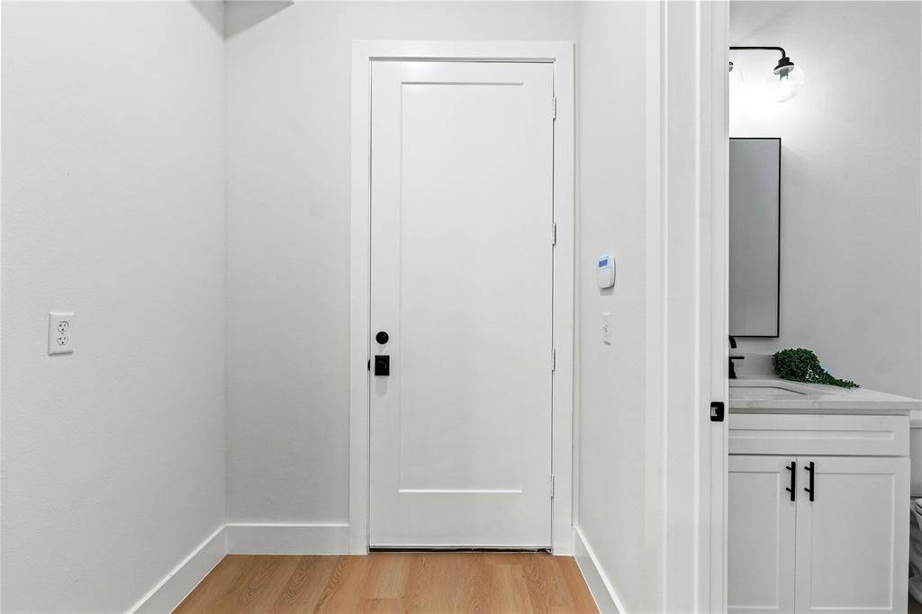 Dallas, TX 75215,5111 Hohen Avenue