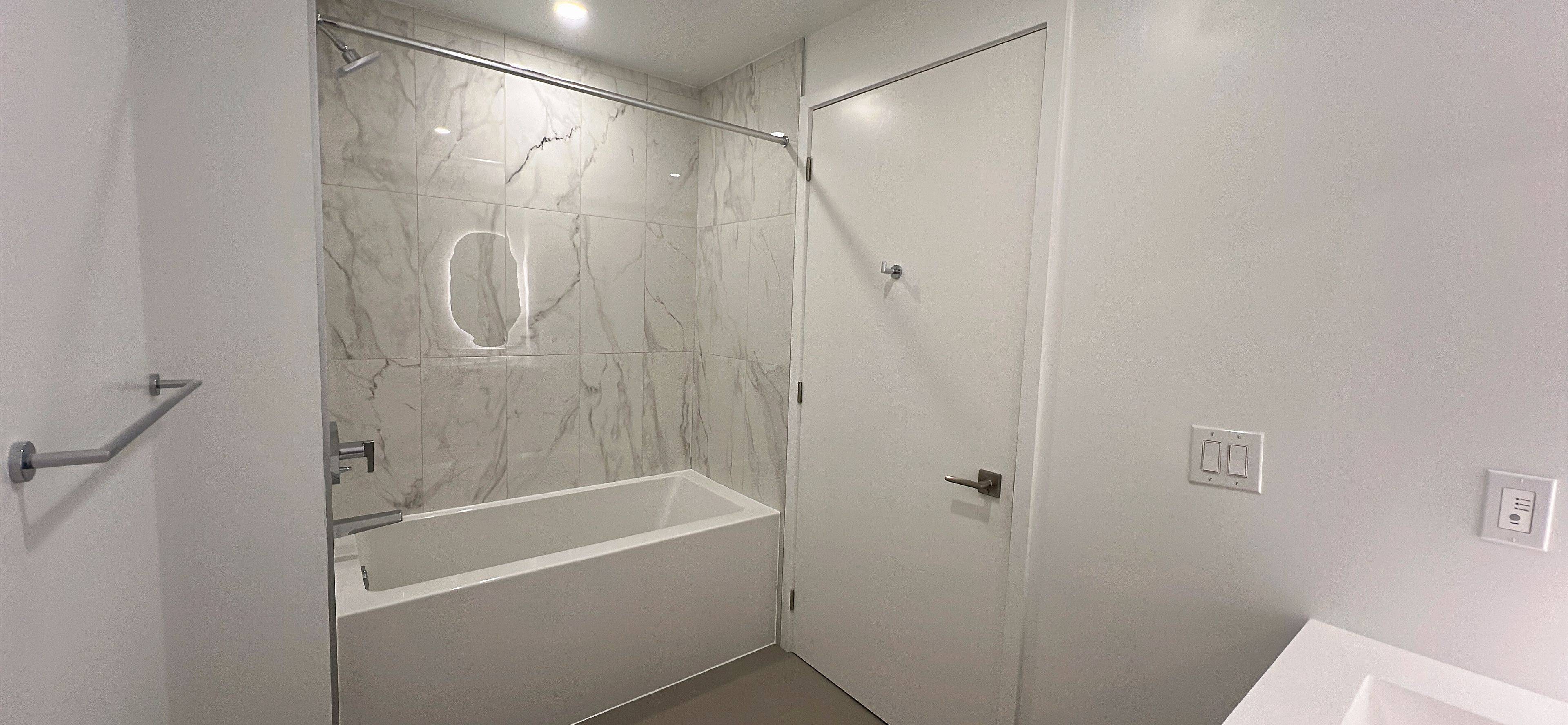 Toronto C14, ON M2N 0M4,36 Olive AVE #1210