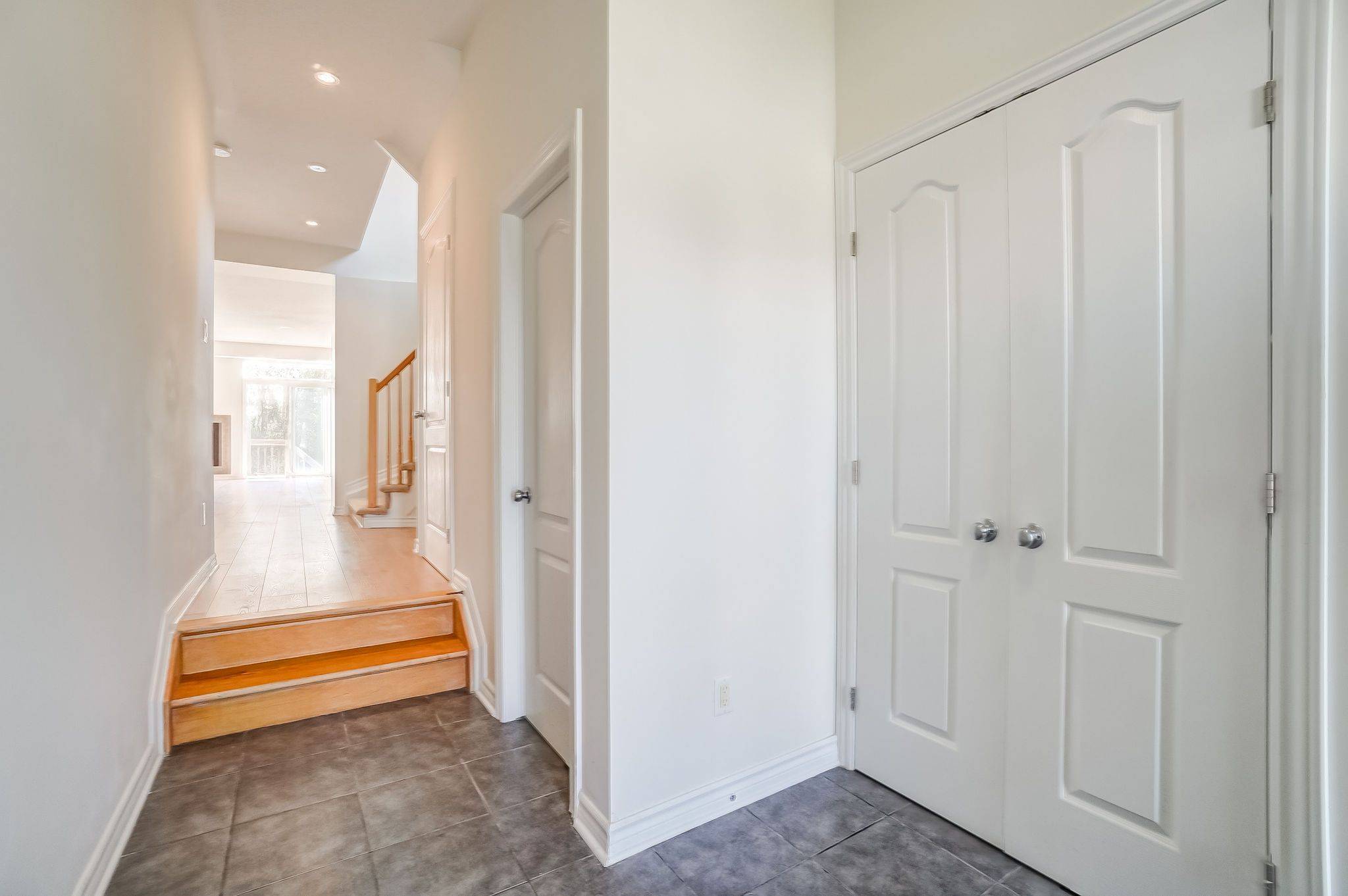 Kanata, ON K2M 0C6,1074 Northgraves CRES