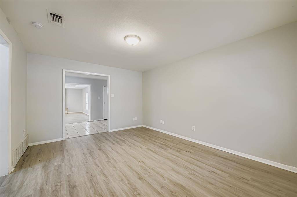 North Richland Hills, TX 76180,5117 Maryanna Way