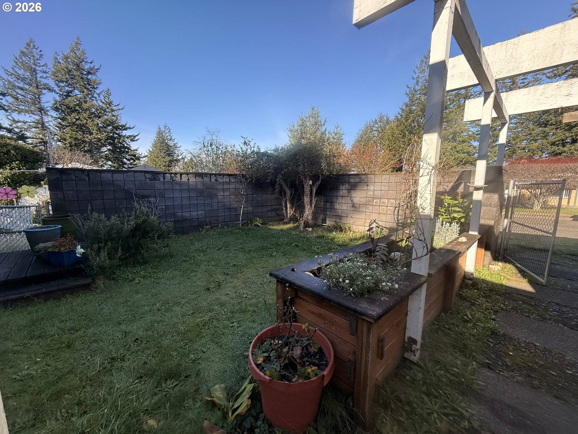 North Bend, OR 97459,3863 VISTA DR