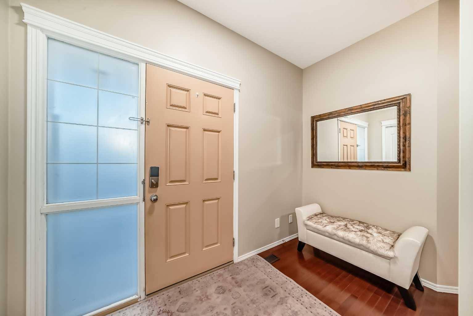 Calgary, AB T3K 0P7,719 Panamount BLVD NW