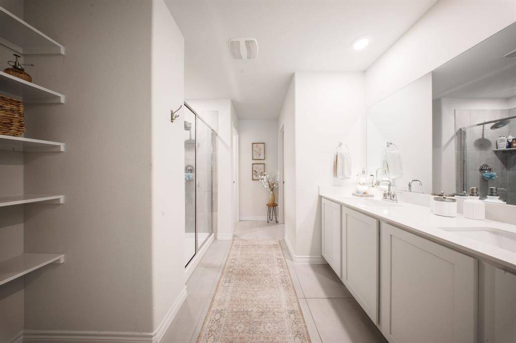 Aubrey, TX 76227,9913 Autumn Leaves Lane