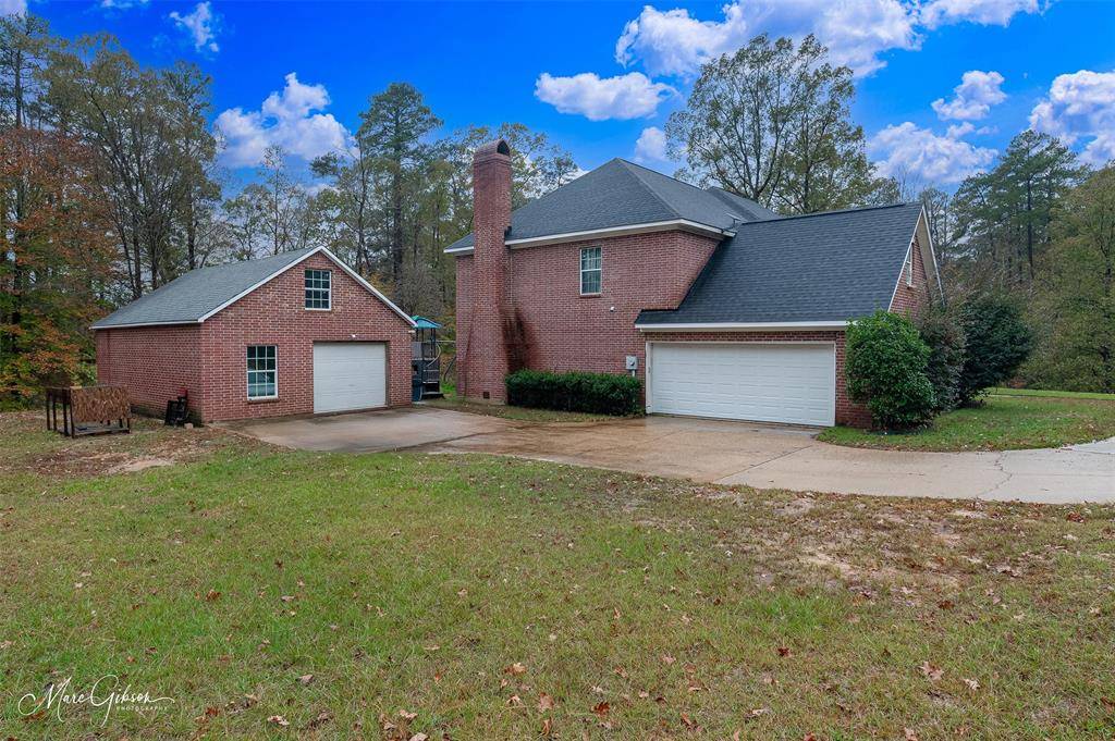 Minden, LA 71055,918 Country Club Circle