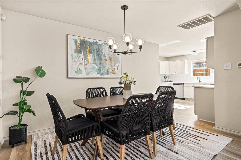 Dallas, TX 75217,274 S St Augustine Drive