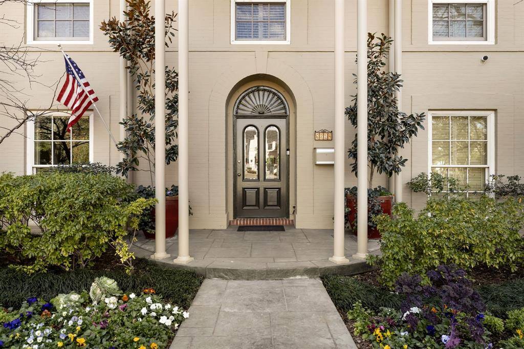 Dallas, TX 75225,6214 Deloache Avenue