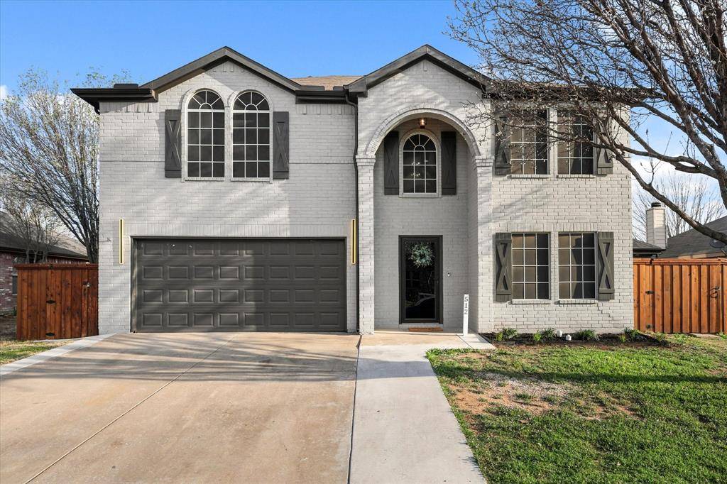 Saginaw, TX 76179,512 Ryan Street