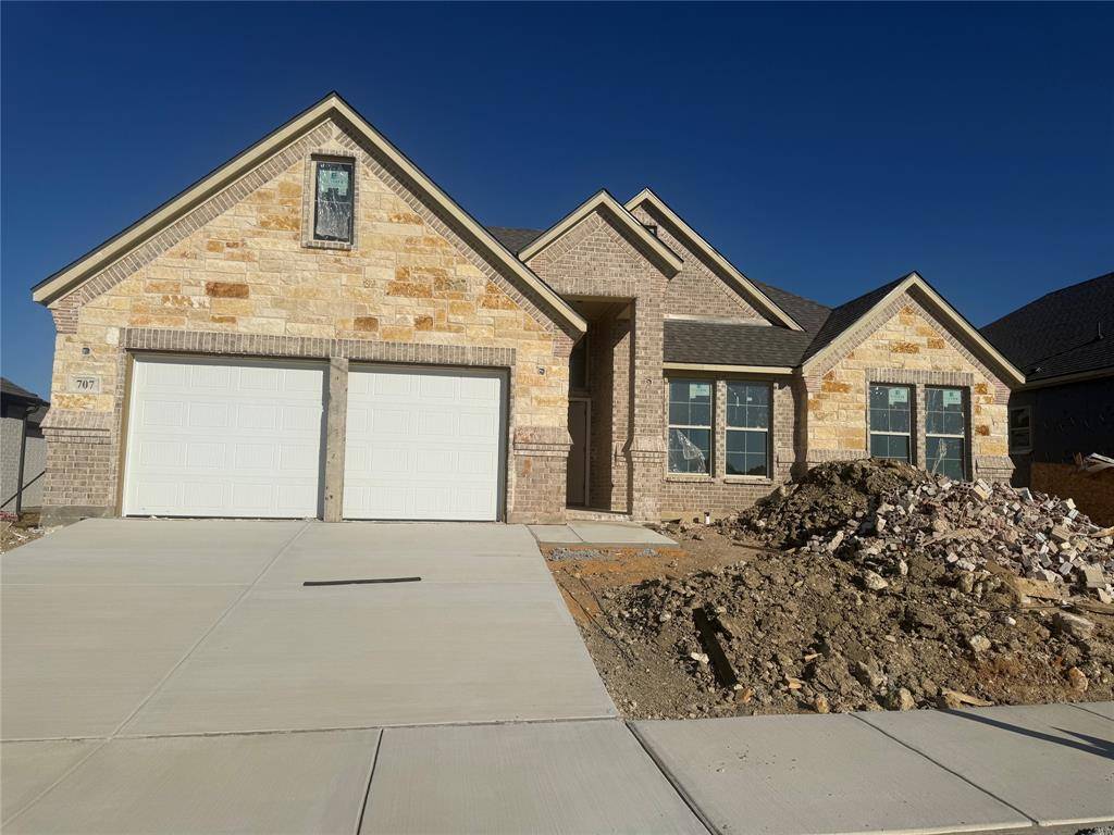 Cleburne, TX 76033,707 Bass Lake Lane