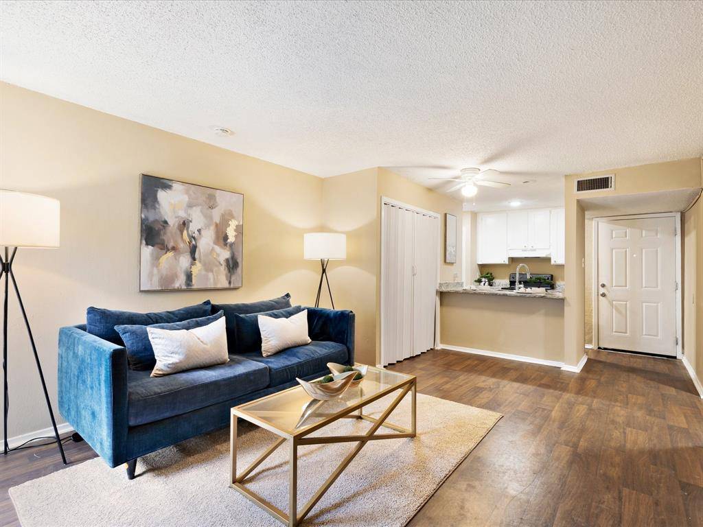 Fort Worth, TX 76112,5532 Boca Raton Boulevard #191