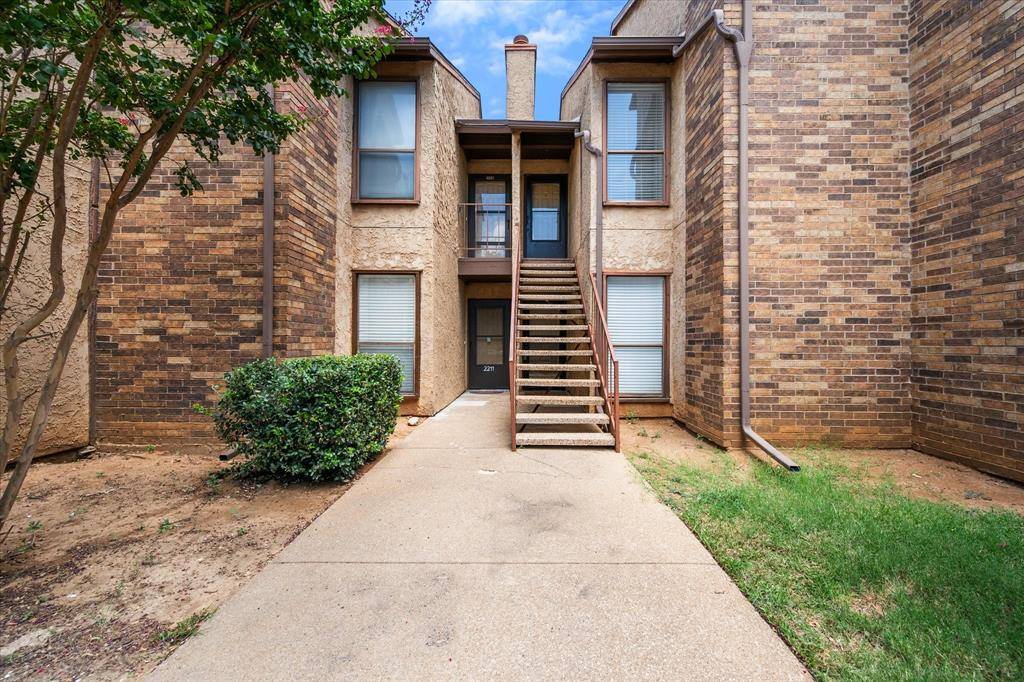 Arlington, TX 76011,1205 Calico Lane #2212
