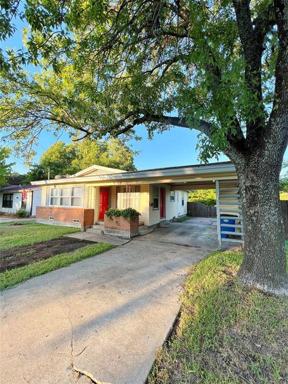 Ennis, TX 75119,1319 N Clay Street