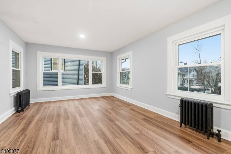 East Orange City, NJ 07017,288 William St